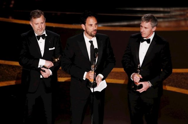 Directores de 1917, oscar a mejores efectos visuales. Foto EFE