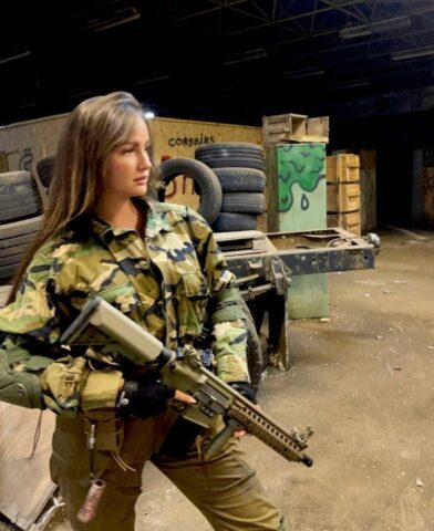 Quién es Anastasiia Lenna? La joven Miss Ucrania 2015 que tomó las armas para defender su país – Diario La Nación
