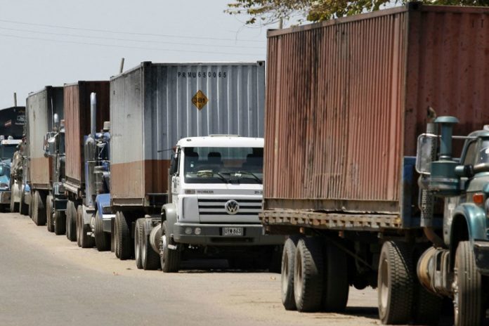 Diésel a 0,50 dólares en Venezuela acentúa la crisis del transporte de carga pesada 