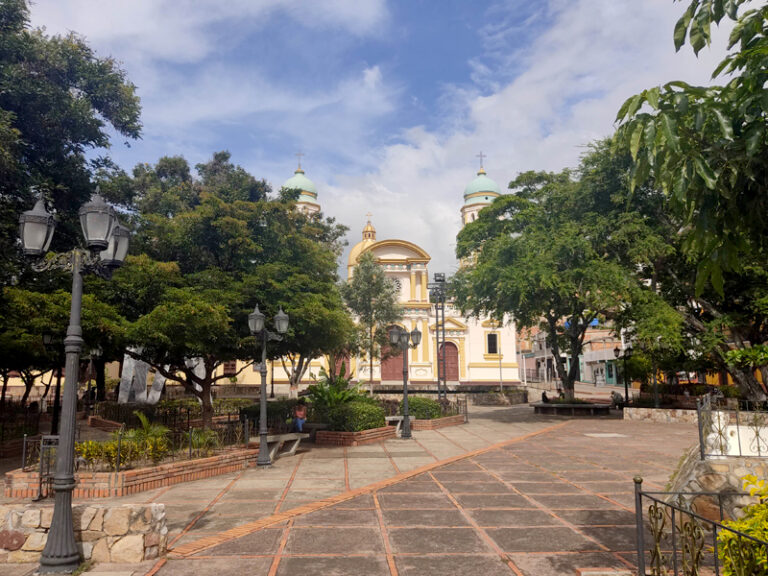 Aspirantes a la alcaldía plantean atender requerimientos sociales en Lobatera