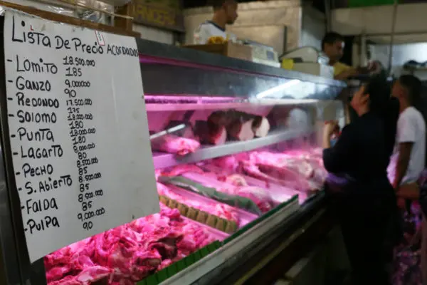 Hasta 30% incrementaron los precios de la carne y el pollo en un mes 