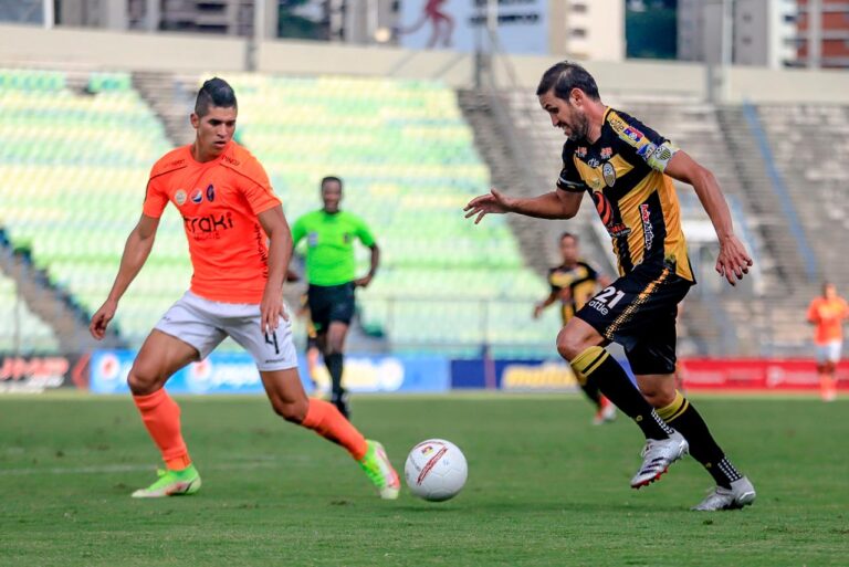 Punto bien labrado ante La Guaira en Caracas