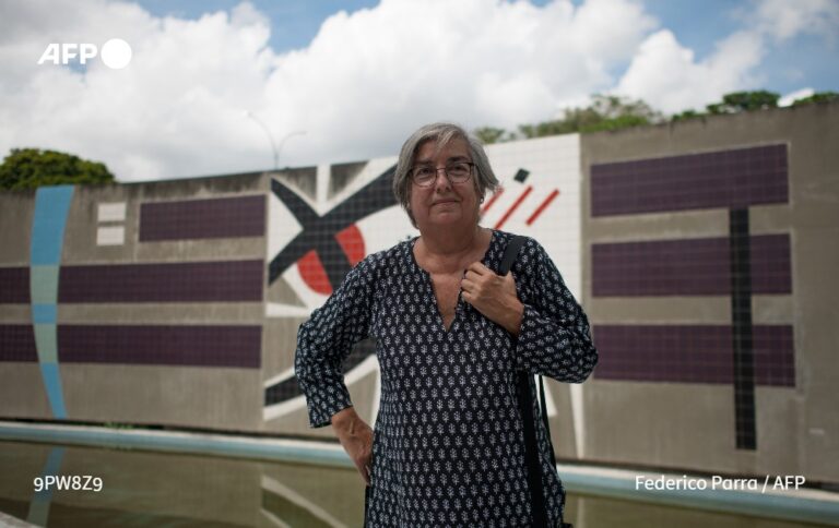 Calder, Villanueva, el diablo y su silla