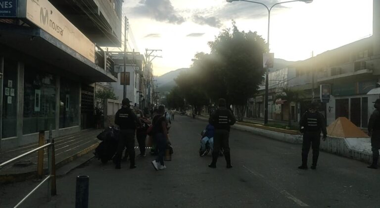 Hoy ingresan a Colombia venezolanos con terminal de cédula par