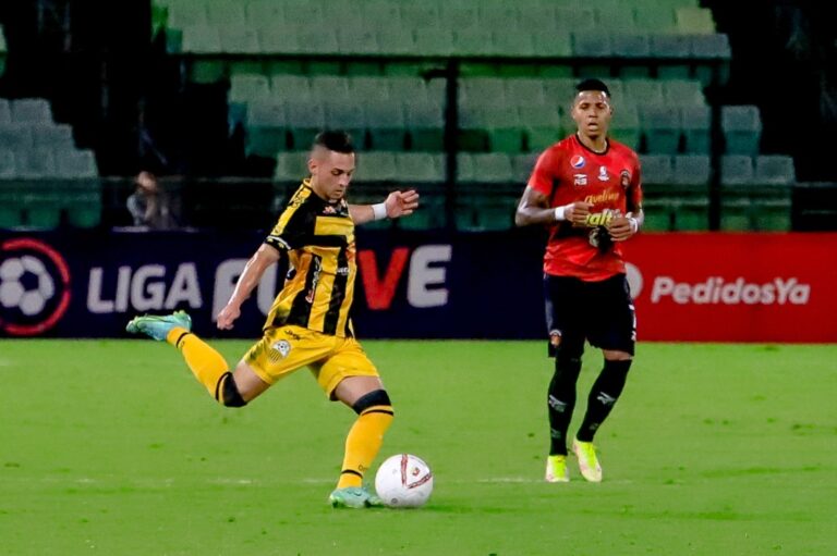 Caracas líder y único invicto del Hexagonal A de la Liga Futve 2021