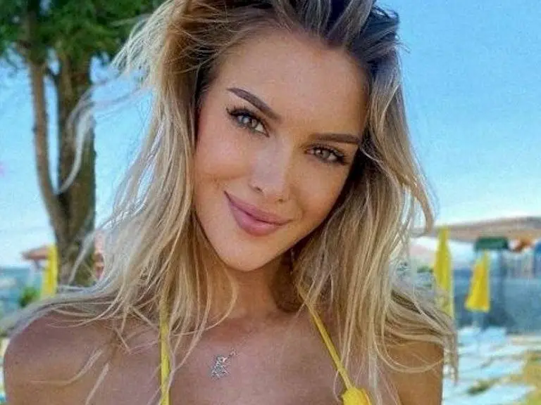 Una modelo denuncia que Instagram borra constantemente su cuenta por ser «demasiado linda»