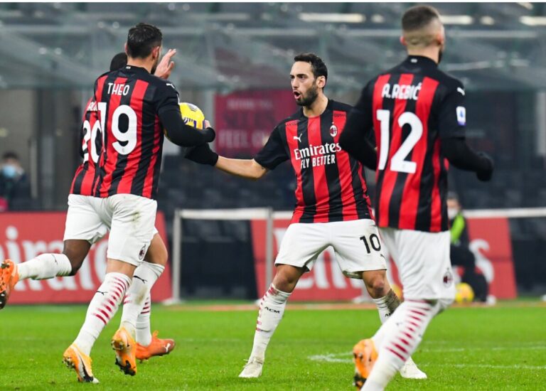 Milán empata y desperdicia ocasión de ser líder solitario en Serie A