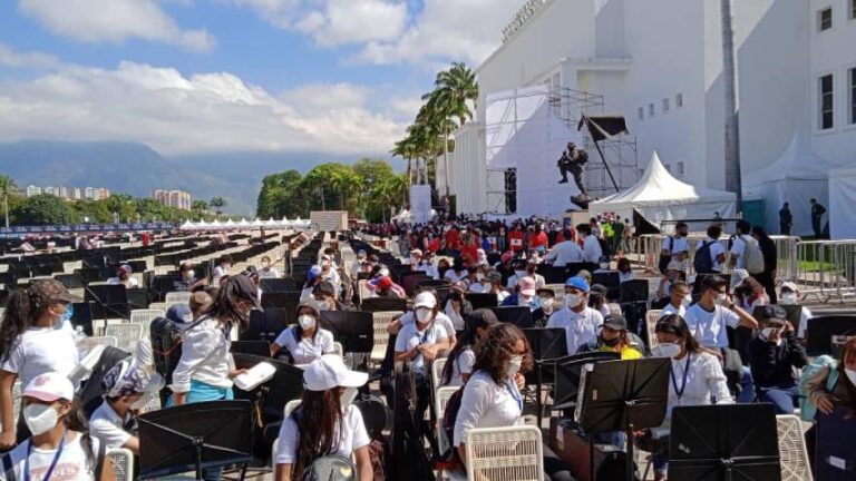 Avanzan los preparativos para la presentación de la orquesta más grande del mundo
