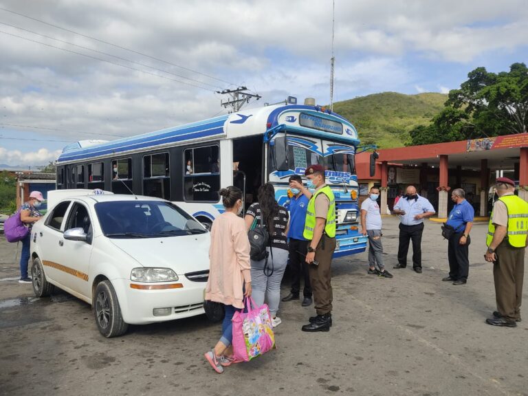 Combaten la piratería en Peracal