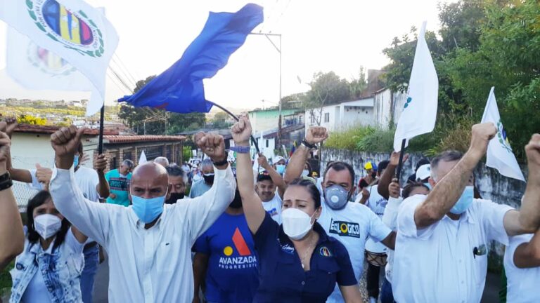 Acercamiento con los vecinos de Valentín Durán en Junín