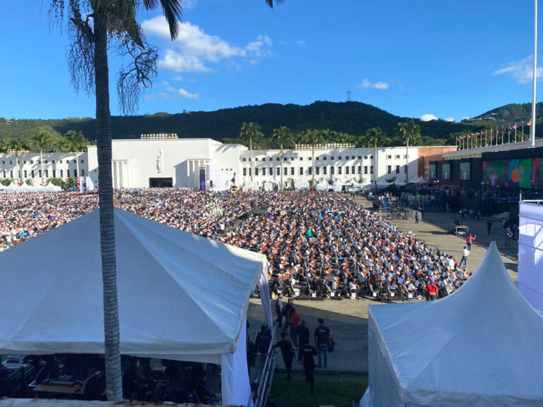 Venezuela busca récord Guinness con orquesta de 12.000 niños y jóvenes