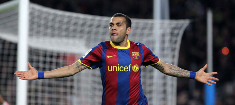 Dani Alves al rescate del FC Barcelona