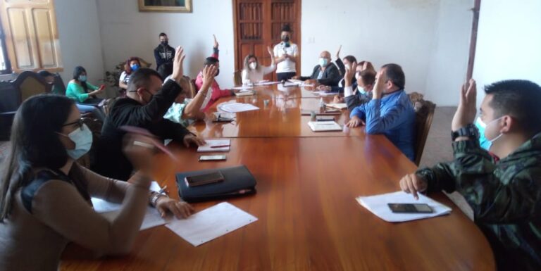 CLET aprobó sesión solemne para juramentación de Freddy Bernal