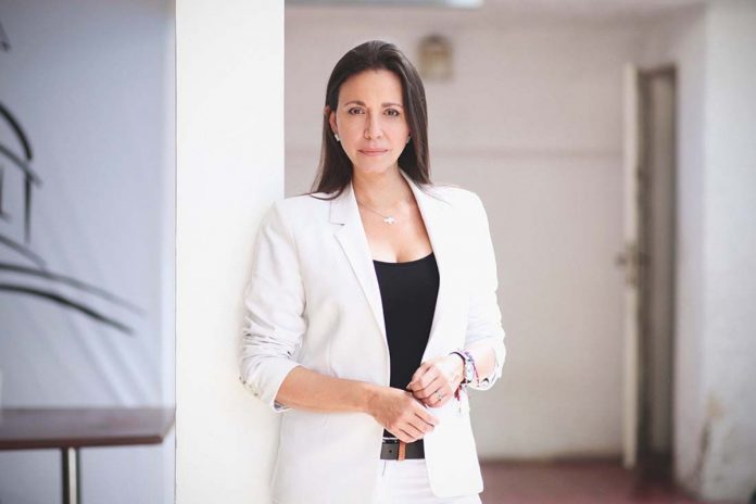 María Corina Machado informó que dio positivo en covid-19