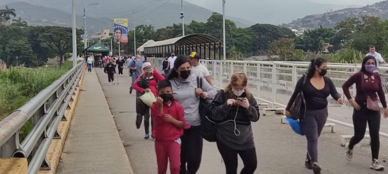 Lunes de cédula impar por los tramos binacionales