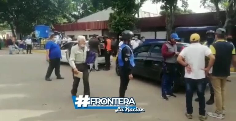 Abordan vehículos piratas y los trasladan hasta el terminal de San Antonio del Táchira