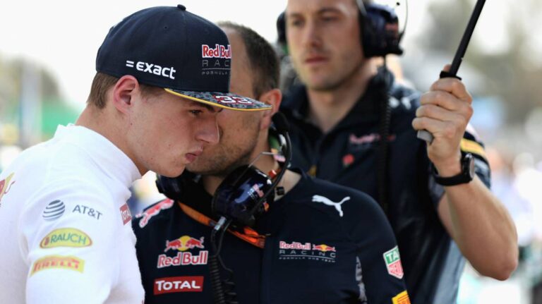 Verstappen con oportunidad en la penúltima del Mundial