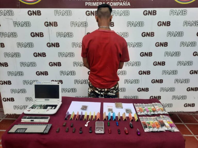 Detienen a un hombre con marihuana oculta en una computadora Canaima