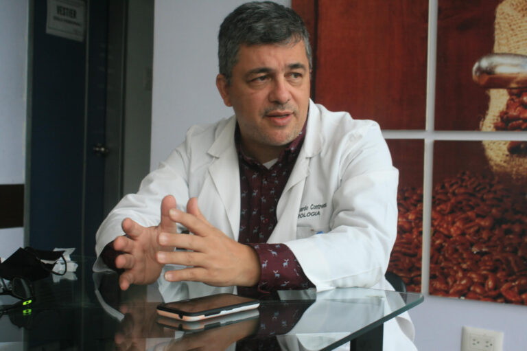 Cáncer de próstata  es el segundo más común  después de los 50 años 