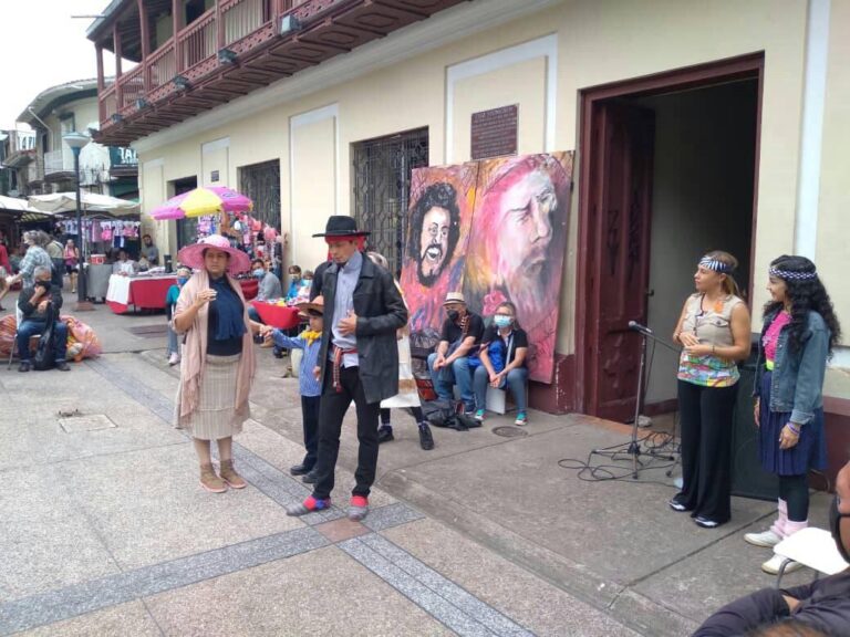 Teatro, agroecología y libros en el Paseo Chucho Corrales