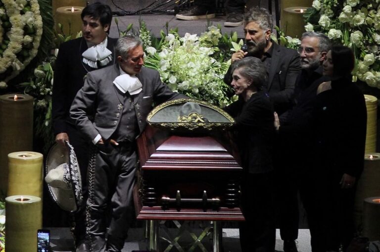 Despedida a Vicente Fernández