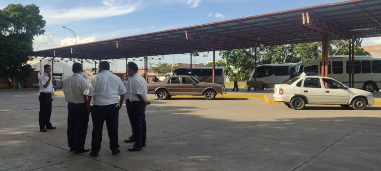 Terminal de San Antonio aún no recupera su dinamismo