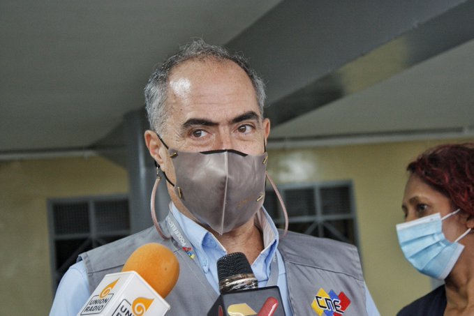Picón desmiente que el CNE esté migrando a miles de militantes del PSUV a Barinas
