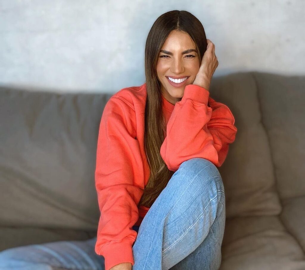 Gaby Espino recibe el 2022 con este bikinazo de infarto a bordo de un yate