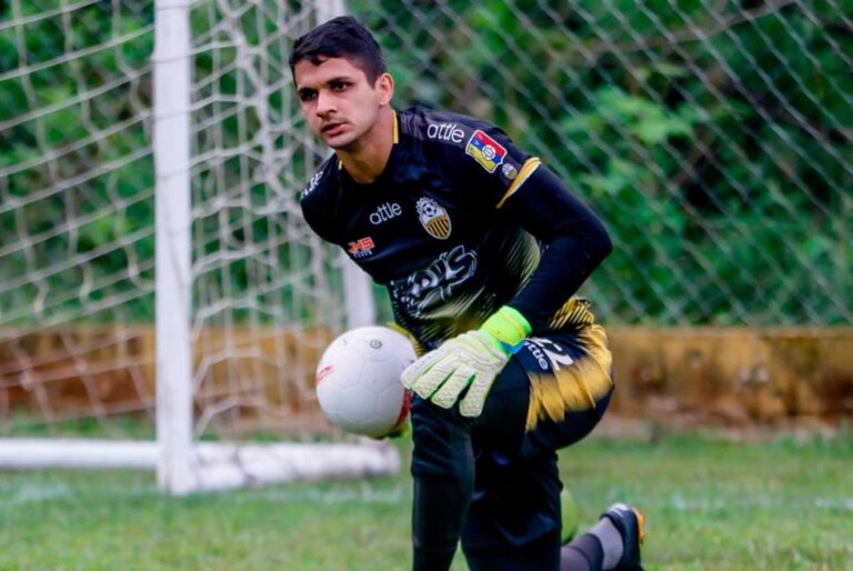 Valdés: “Es una bendición seguir defendiendo estos colores”