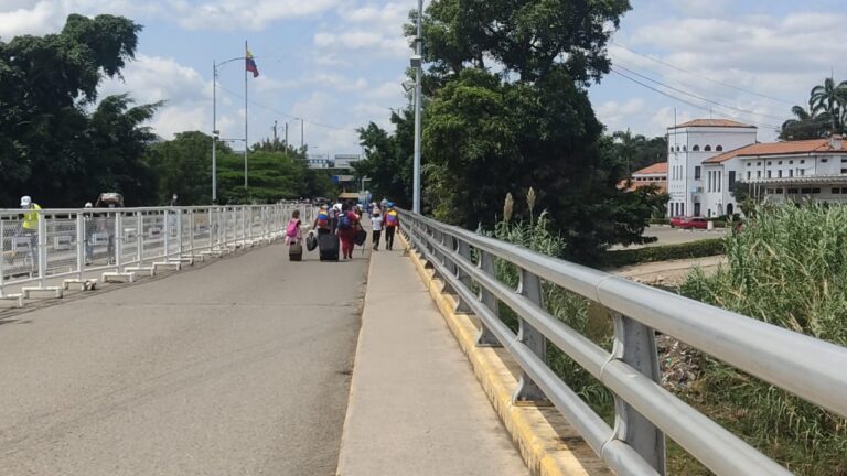 Domingo de cédula impar por los tramos binacionales
