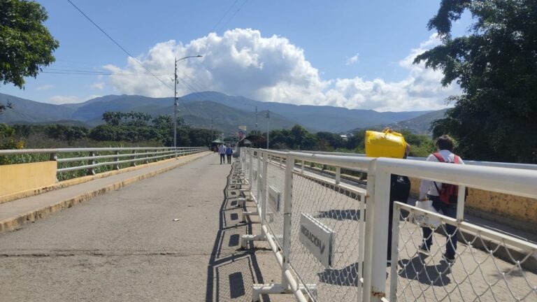 Frontera despejada este 1E