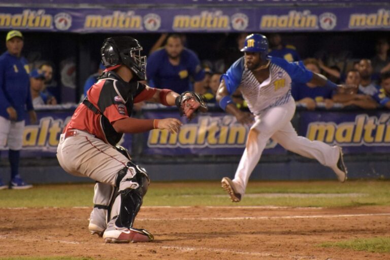 Caribes retorna al primer lugar en un round robin comprometido