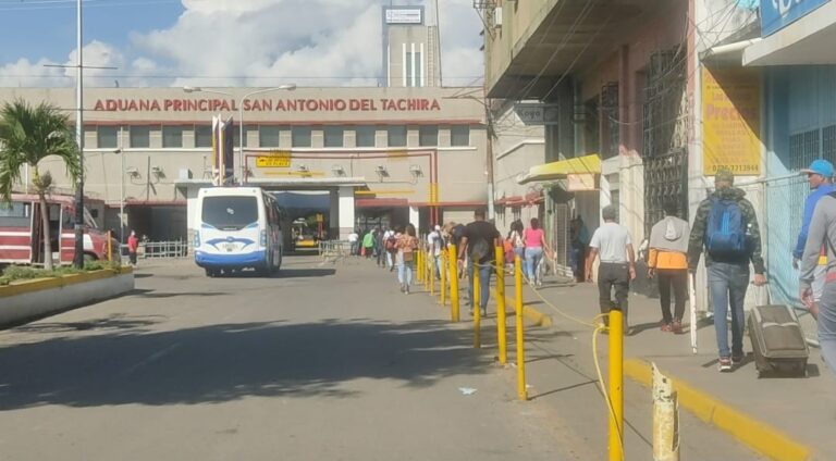 Lunes y martes serán de cédula impar por los tramos binacionales