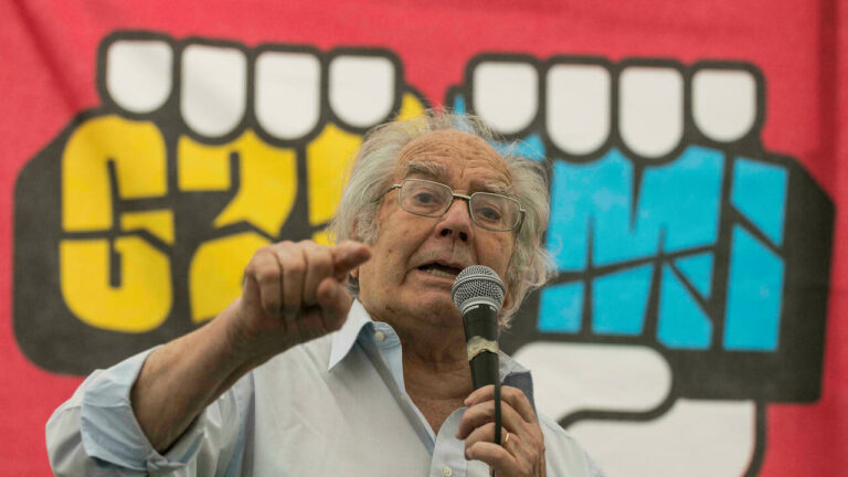 Premio Nobel de la Paz argentino hospitalizado