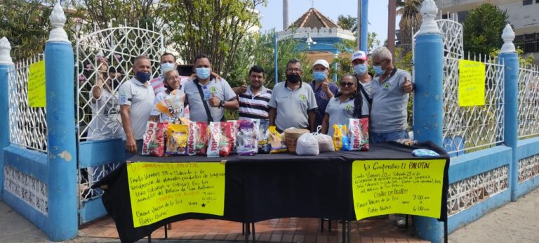 Realizan jornada de recolección de alimentos para los caninos del refugio de la frontera
