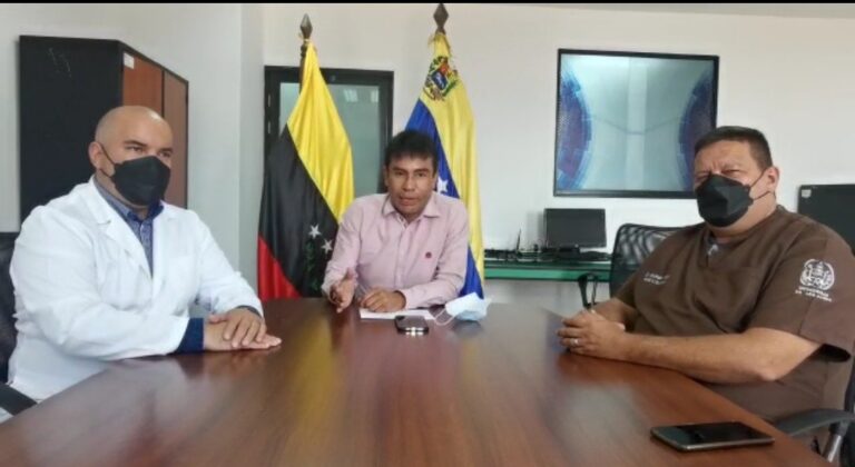 Ángel Chacón y Alexander Krinitzky asumen las riendas de Corposalud y Hospital Central