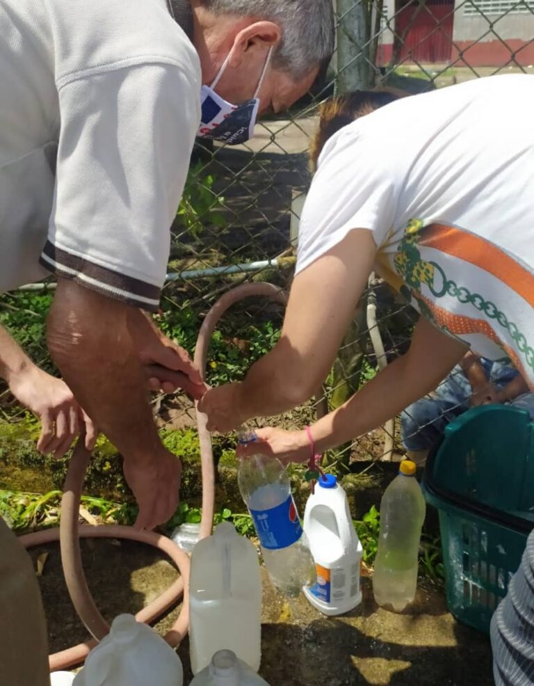 Algunos sectores del Táchira sufren por falta de agua potable