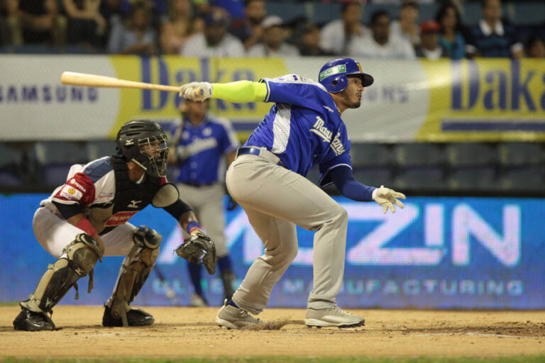 Magallanes le colgó nueve ceros a Caribes y complica el Round Robin
