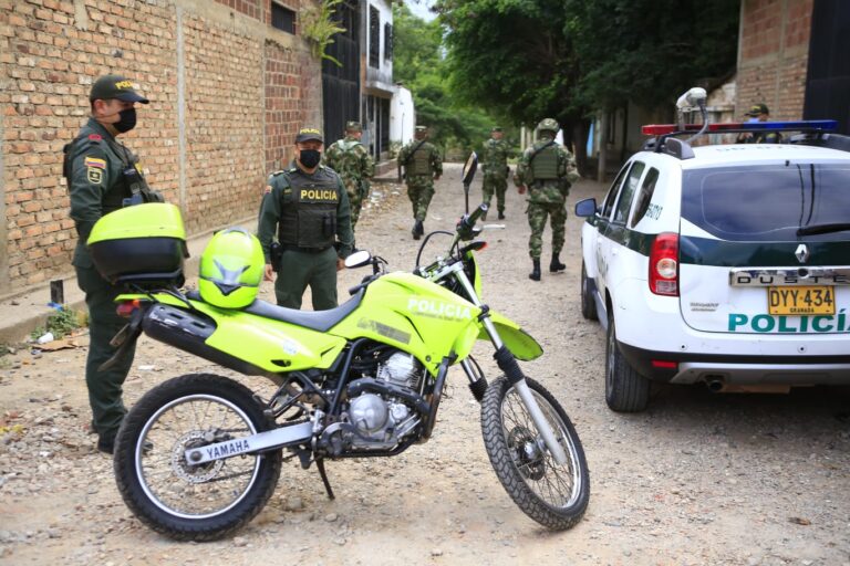 Hallan tres cuerpos sin vida en trocha que comunica a El Escobal con Ureña