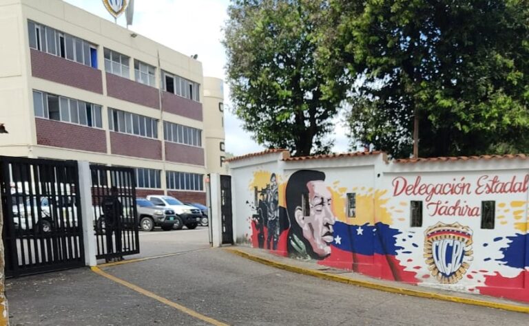 Adolescente agredió a sexagenaria porque le cobró un dinero prestado