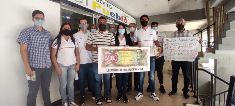 Exigieron libertad de Tarazona frente a la Defensoría del Pueblo