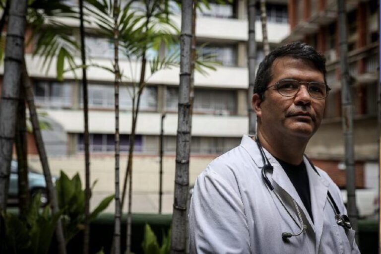 “Cualquiera que tenga tos, congestión, malestar, estornudos, es covid-19”