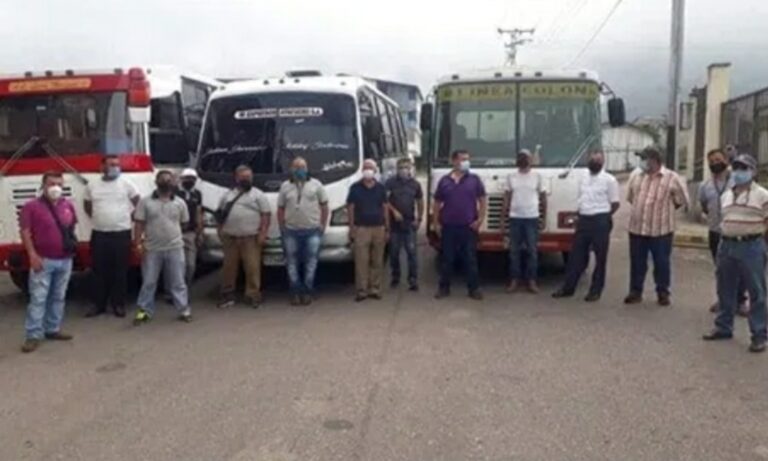 Falta de gasoil prende alarmas en transportistas de Ayacucho