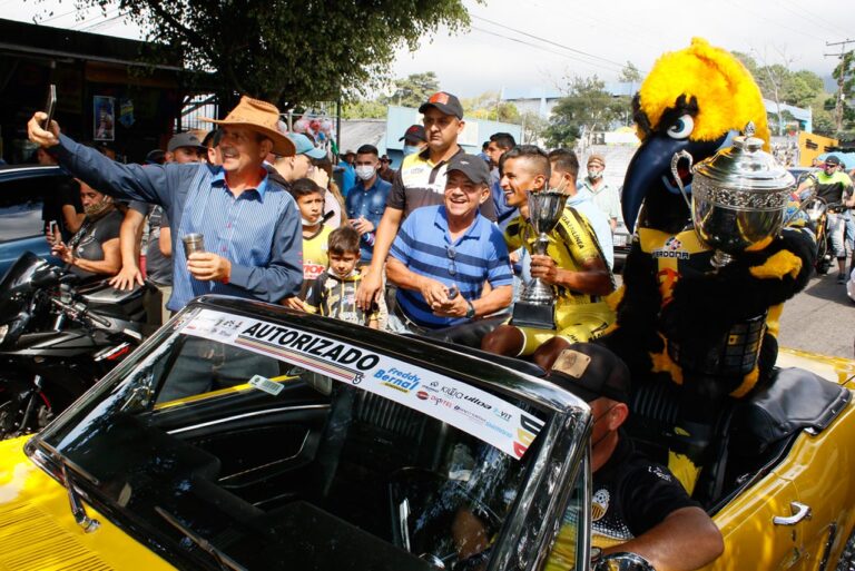 Campos: “Tuve un equipo ganador que siempre me apoyó”