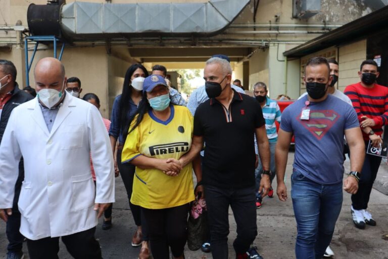 Gobernación emprende trabajo para rescatar áreas externas del HC