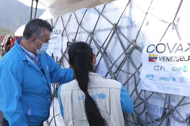 Llegan 3,1 millones de vacunas por mecanismo Covax