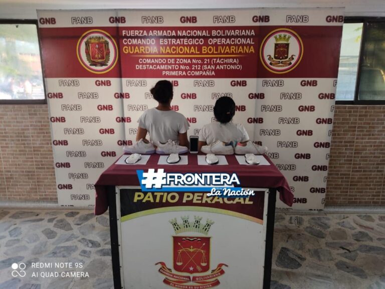 Madre e hija detenidas en Peracal por transportar cocaína en sus zapatos