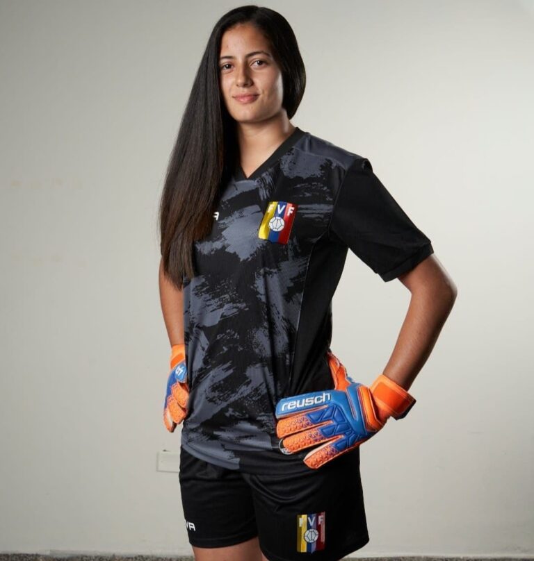 Portera colonense es convocada por la Vinotinto Sub-20