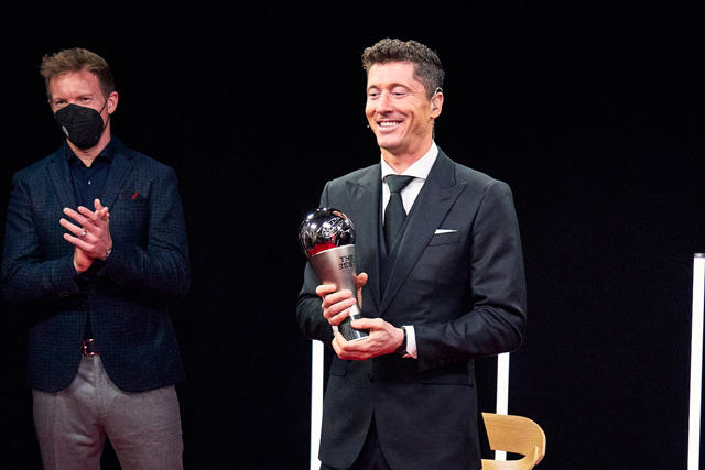 Robert Lewandowski revalidó el premio The Best que entrega la FIFA