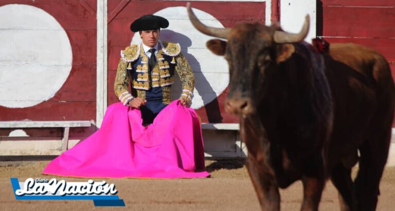 Táriba con dos corridas y espectáculo cómico